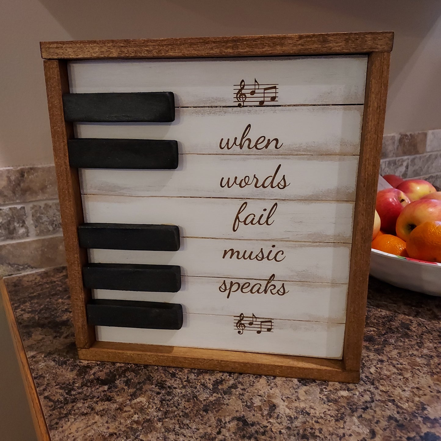 Music Speaks home decor